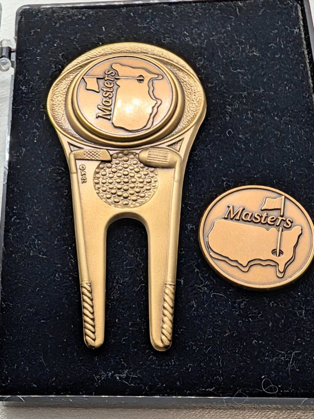 NEW Master's Brass golf ball marker and divot repair tool